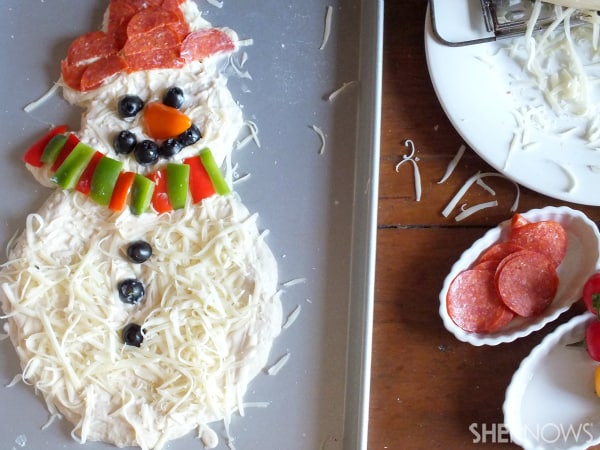 make a christmas pizza